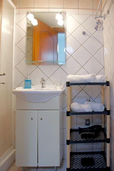 Cozy Apartment In The Heart Of The City Heraklion Exterior foto
